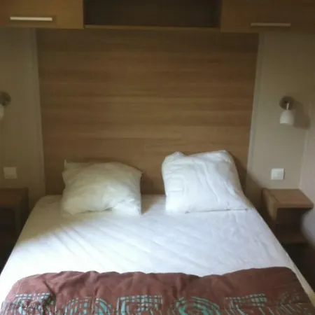Grand Mobilehome Proche Commodite Fo10 Campsite Frejus