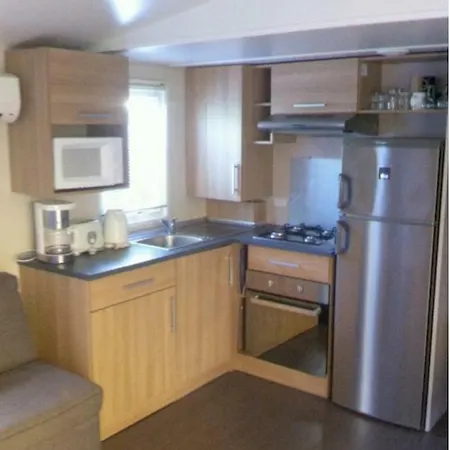 Grand Mobilehome Proche Commodite Fo10 Campsite 4*